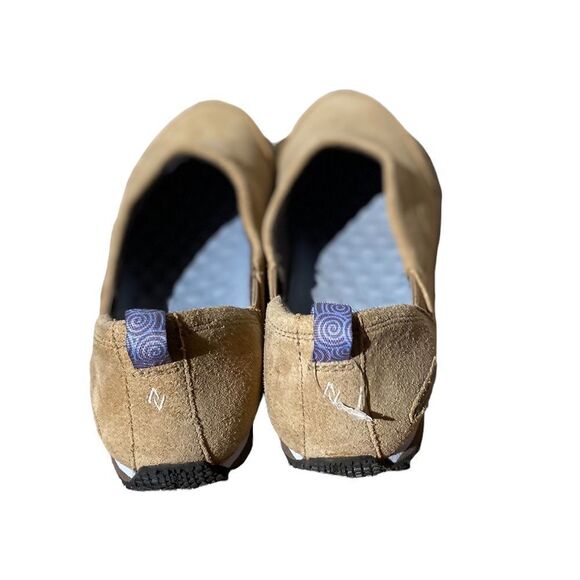 Eddie Bauer Wm’s Sz 10 Tan Suede Casual Low Top Slip On Comfort Loafer Shoes - Picture 3 of 8